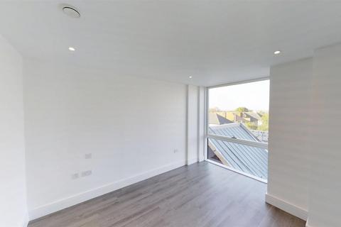 2 bedroom apartment for sale, Gaumont Place, Streatham Hill, London