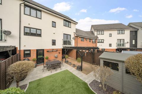4 bedroom townhouse for sale, Beadsman Crescent, Leybourne Chase, West Malling