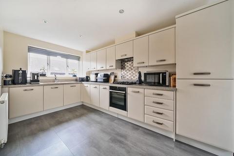 4 bedroom townhouse for sale, Beadsman Crescent, Leybourne Chase, West Malling