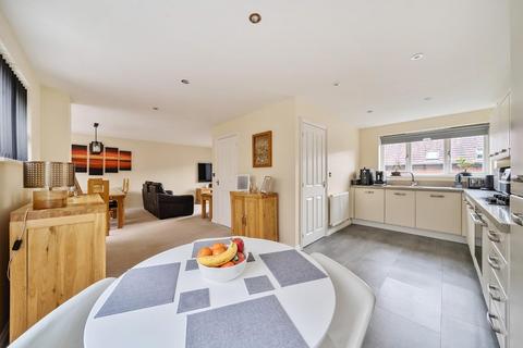 4 bedroom townhouse for sale, Beadsman Crescent, Leybourne Chase, West Malling