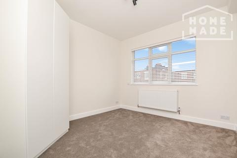 4 bedroom flat to rent, Digby Works, E9