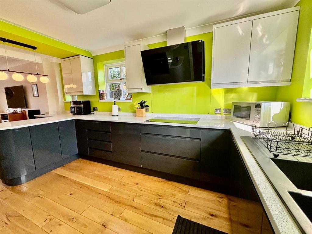 Kitchen Diner