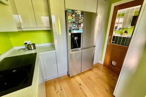 48 Cheyne Garth, Hornsea, HU18 1BF