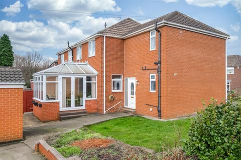 4 bedroom semi-detached house for sale, Ings Crescent, Liversedge