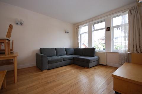 2 bedroom property to rent, Farnan Road, London SW16