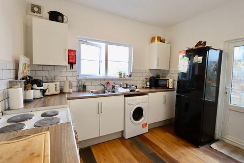 6 bedroom house share to rent, Malefant Street, Cardiff, CF24