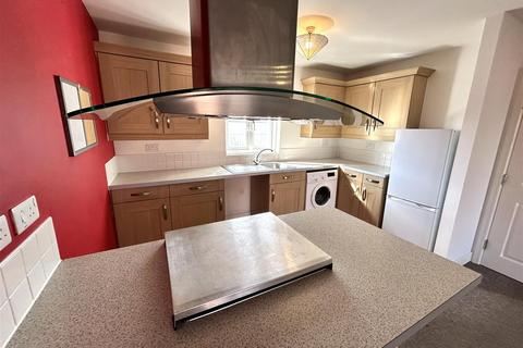 2 bedroom flat for sale, Barley Leaze, Chippenham