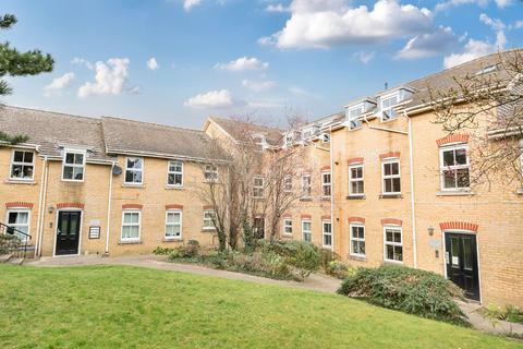 Tapster Street, Barnet, EN5