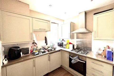 2 bedroom flat to rent, Runnymede House, 96-97 High Street, Egham, Surrey, TW20