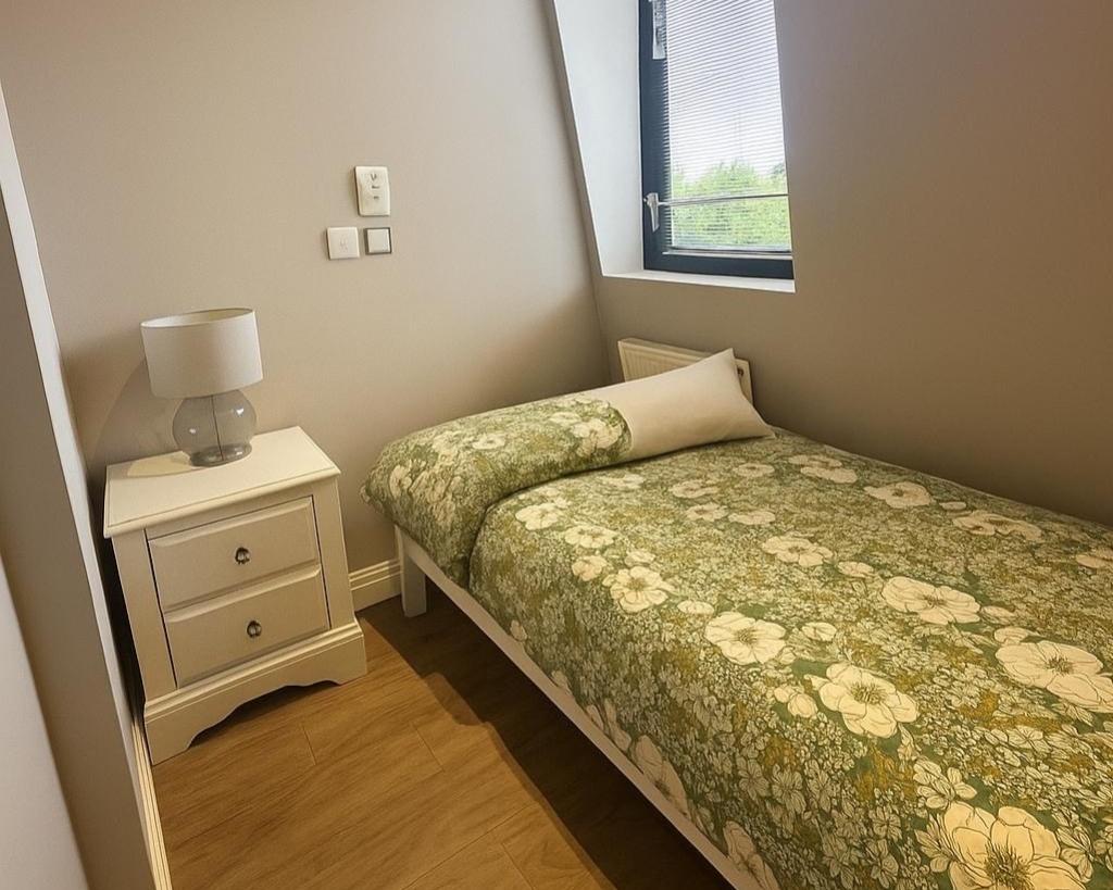 Bed 1