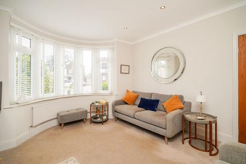 35 Ashbury Drive, Sheffield, S8 8LE
