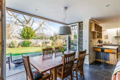 houses-for-sale-in-maidenhead-onthemarket