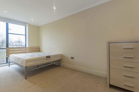 2 bedroom flat to rent, Point Wharf Lane, Brentford TW8