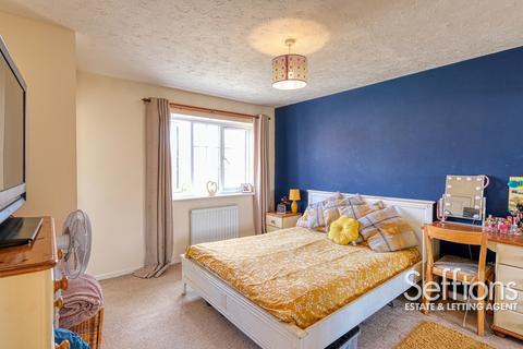 38 Cavalier Close, Norwich, NR7 0TE