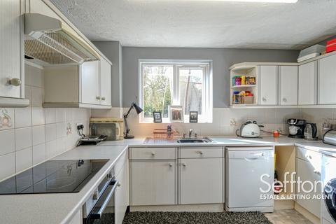 38 Cavalier Close, Norwich, NR7 0TE