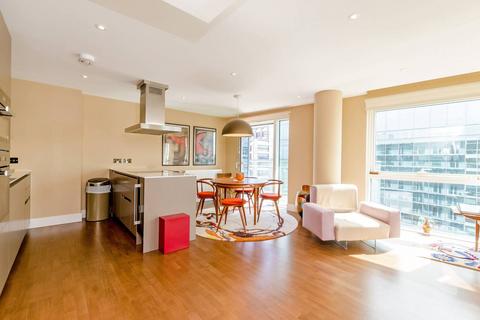 3 bedroom flat for sale, Crawford Building, Whitechapel High Street, Aldgate, London, E1