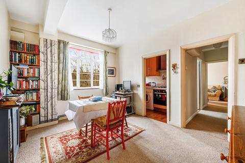 2 bedroom flat for sale, Acton House, Acton