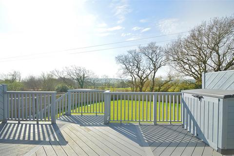 3 bedroom detached bungalow for sale, SUPERB MODERN HOME * APSE HEATH