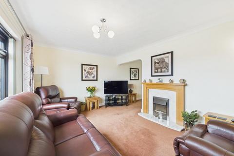 3 bedroom detached house for sale, The Close, Matlock DE4