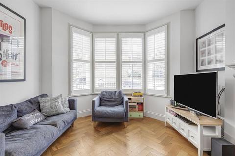 4 bedroom end of terrace house for sale, Bangalore Street, London, London, SW15 1QD