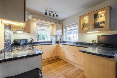 3 bedroom semi-detached house for sale, Clough Lane, Fixby, HD2