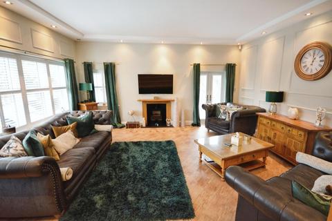 5 bedroom detached house for sale, The Dell, Bishop Auckland