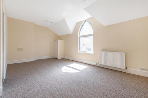 1 bedroom flat to rent, Catford Broadway, London, , SE6 4SN