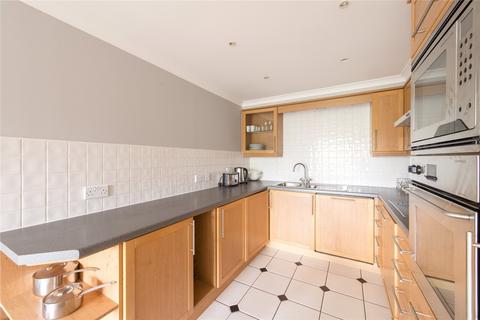 2 bedroom flat to rent, Chiswick High Road, Chiswick, London