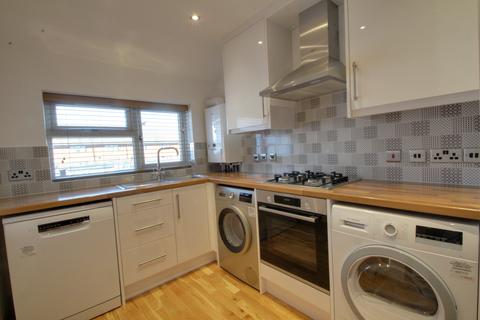 1 bedroom apartment to rent, East Road, Feltham TW14