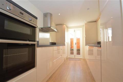 2 bedroom apartment to rent, Old York Road, Wandsworth, SW18