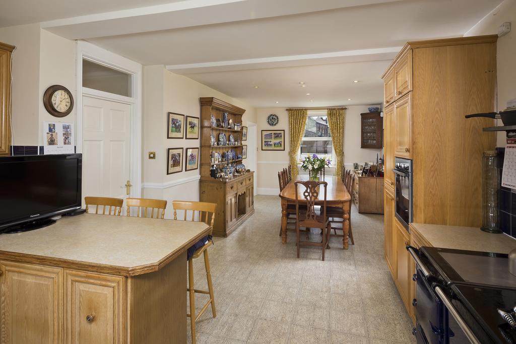 Saville House