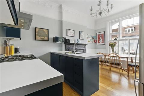 3 bedroom apartment for sale, Barton Road, West Kensington, London, W14