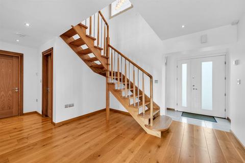 5 bedroom detached house for sale, Hayesford Park Drive, Bromley, BR2