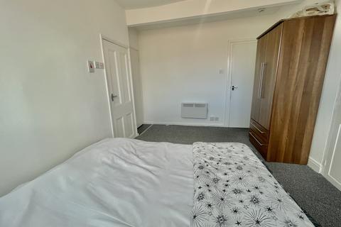 1 bedroom flat to rent, Baldovan Place, Leeds LS8