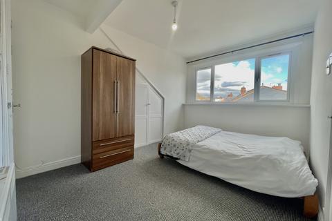 undefined, Baldovan Place, Leeds LS8