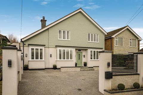 Aylesbury Road, Aylesbury HP18