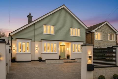 5 bedroom detached house for sale, Aylesbury Road, Aylesbury HP18