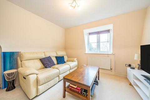 2 bedroom flat to rent, Manor Way, London SE23