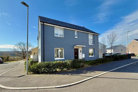 4 bedroom detached house for sale, Saddlers Way, Plymouth PL5