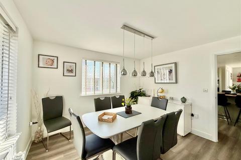 46 Saddlers Way, Tamerton Foliot, Plymouth, PL5 4EH