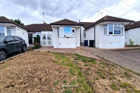 2 bedroom semi-detached bungalow for sale, Derwent Avenue, East Barnet EN4