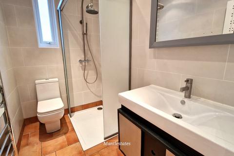 undefined, Derwent Avenue, East Barnet EN4