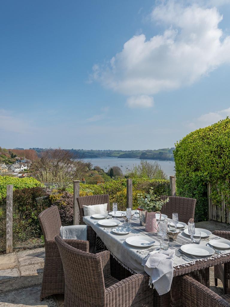 View Dart View Cottage Dittisham