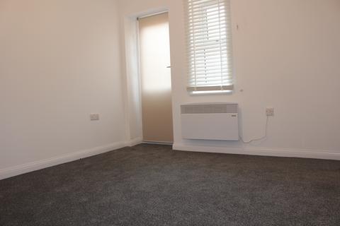 3 bedroom apartment to rent, Northumberland Avenue, Reading RG2