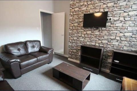 3 bedroom terraced house to rent, Jarrom Street, Leicester