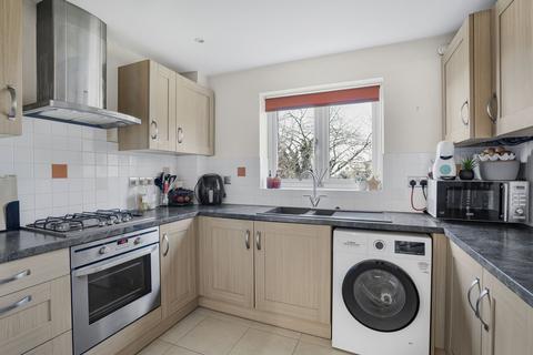 2 bedroom flat for sale, Plomer Green Lane, High Wycombe, HP13