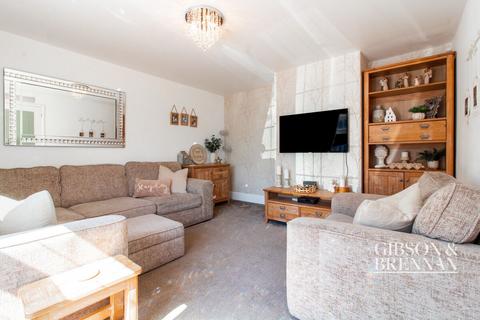 152 Ardleigh, Basildon, SS16 5RF