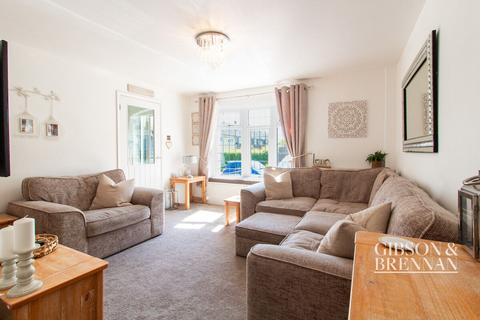 152 Ardleigh, Basildon, SS16 5RF