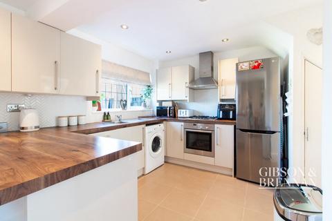 152 Ardleigh, Basildon, SS16 5RF