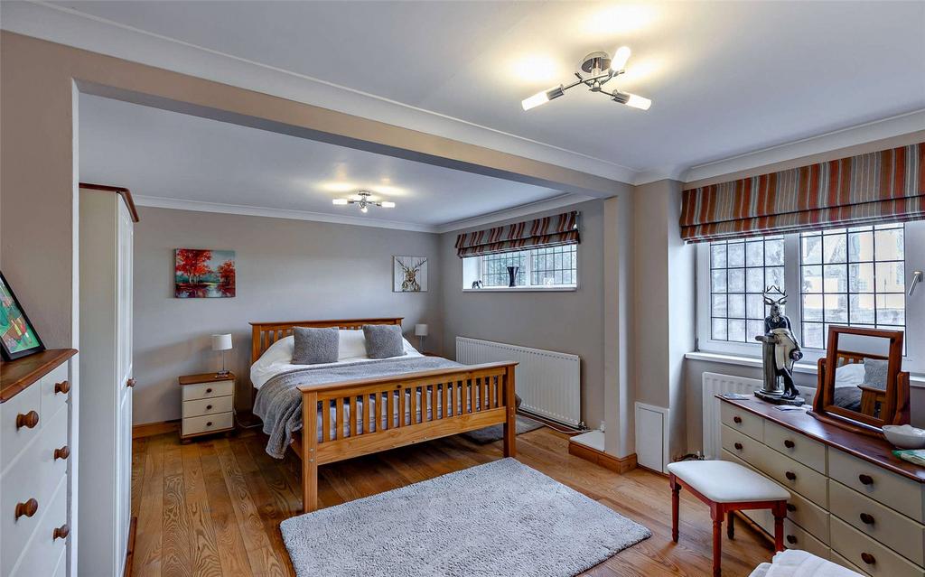 Ground Bedroom